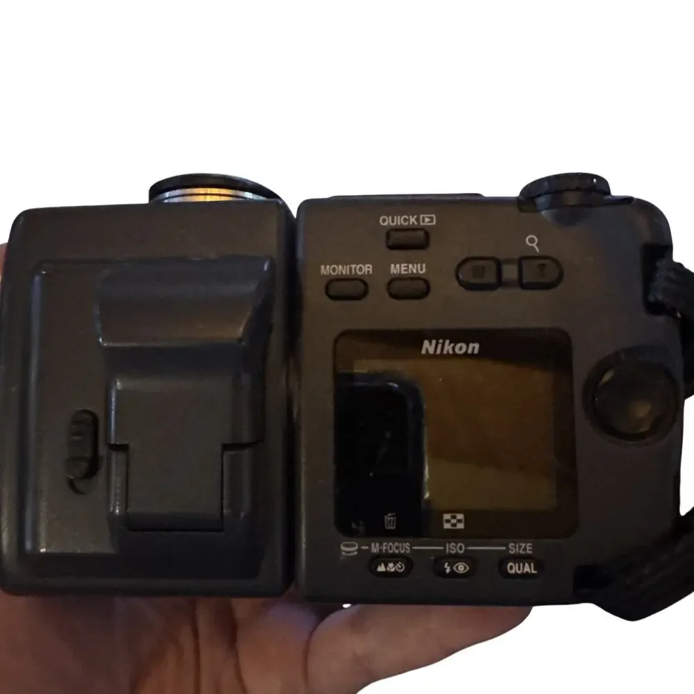 Nikon coolpix 995